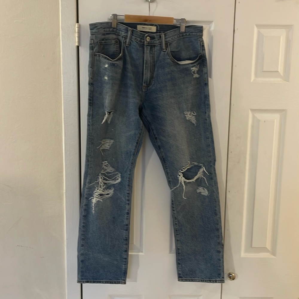 Gap “Gap for Good” jeans size 33x30 in light medium blue